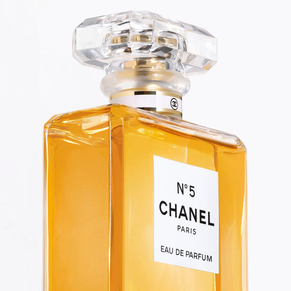 CHANEL N°5 Eau de Parfum 箱入り N°5 Eau de Parfum Spray - 3.4 fl. oz. | CHANEL