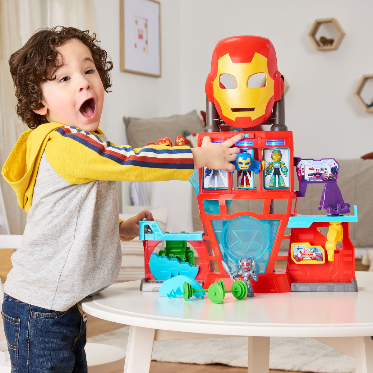 Marvel Iron Man and his Awesome Friends Iron Quarters Playset