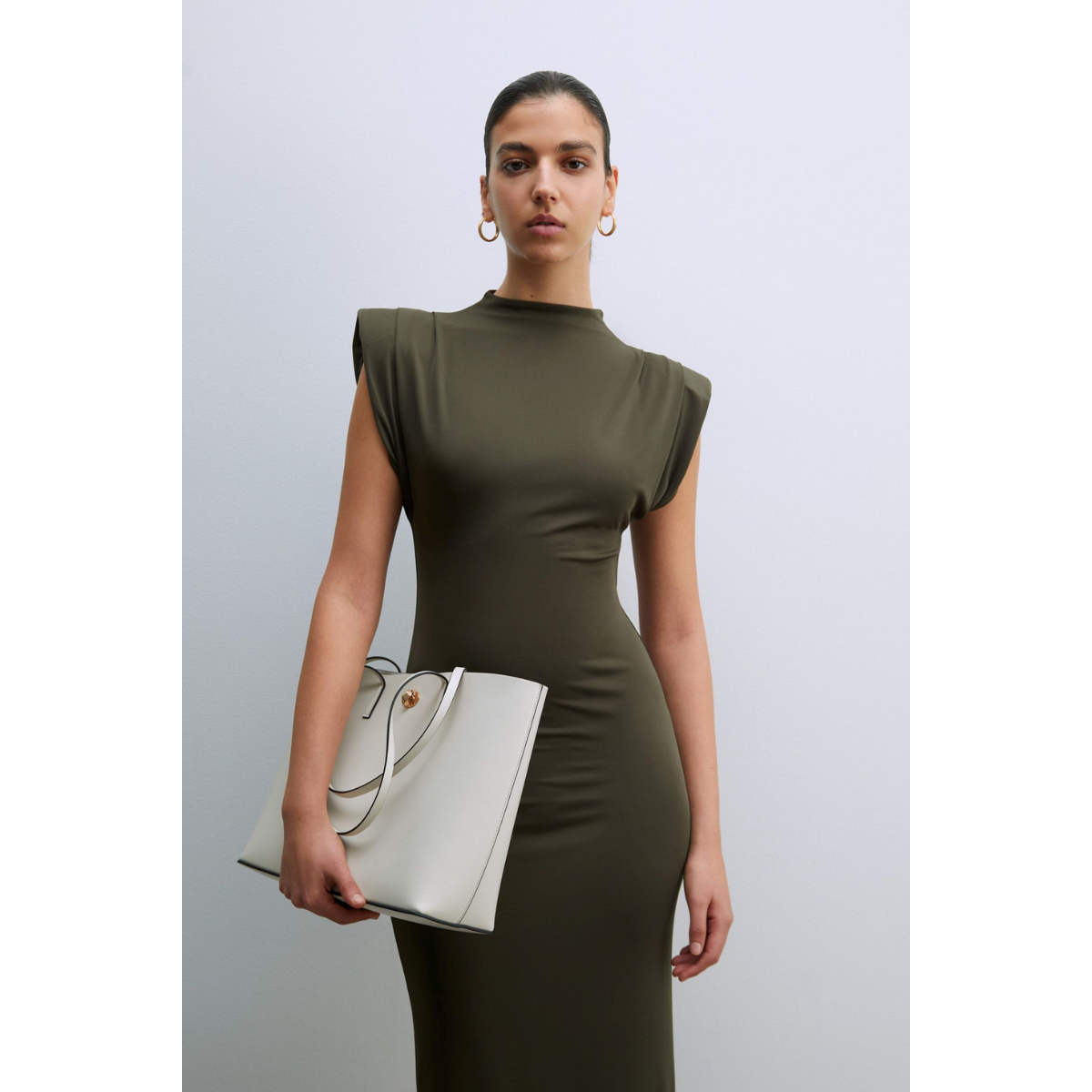 Sfera | Vestido Hombreras