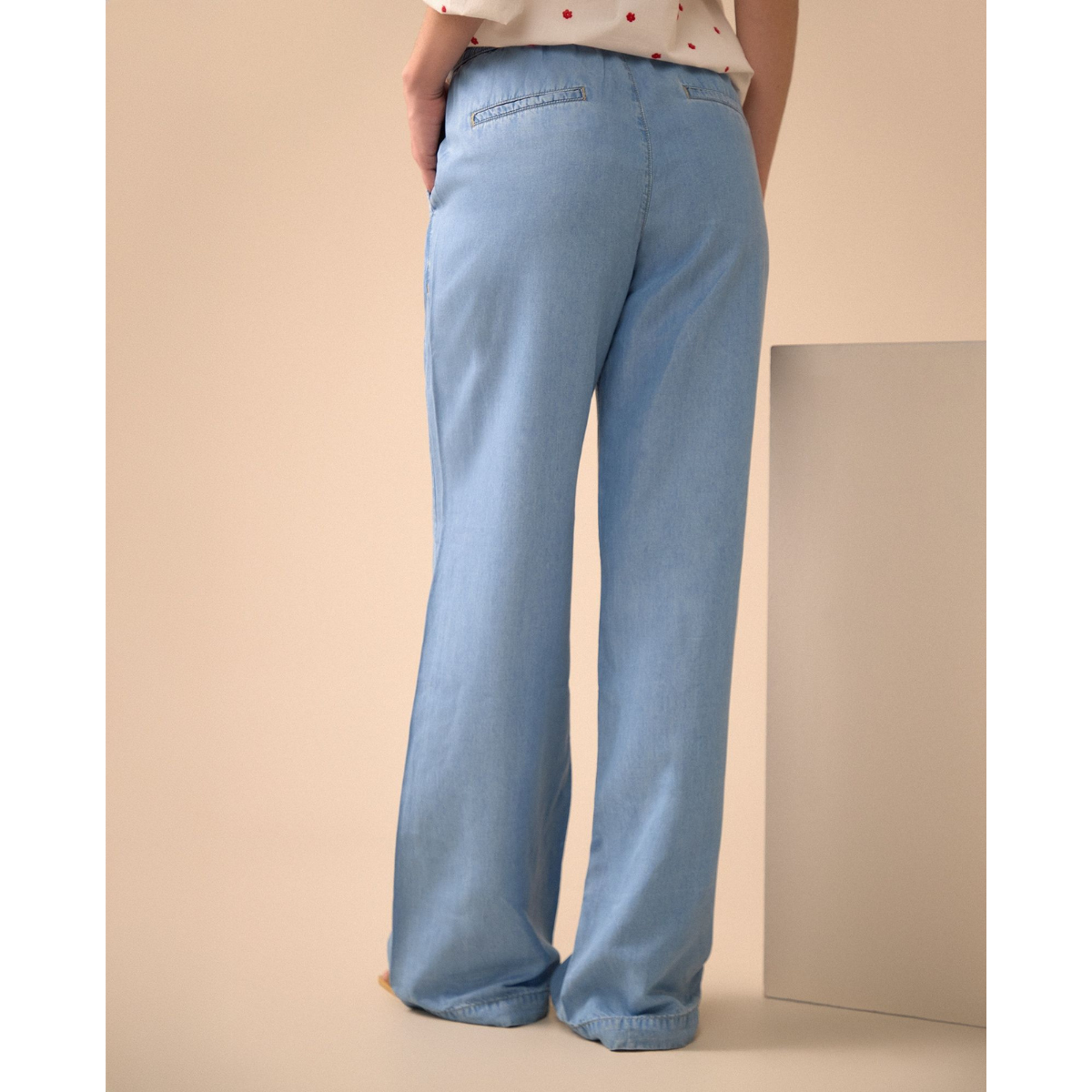 ESPRIT | Jeans Wide Leg de Bota Amplia para Mujer