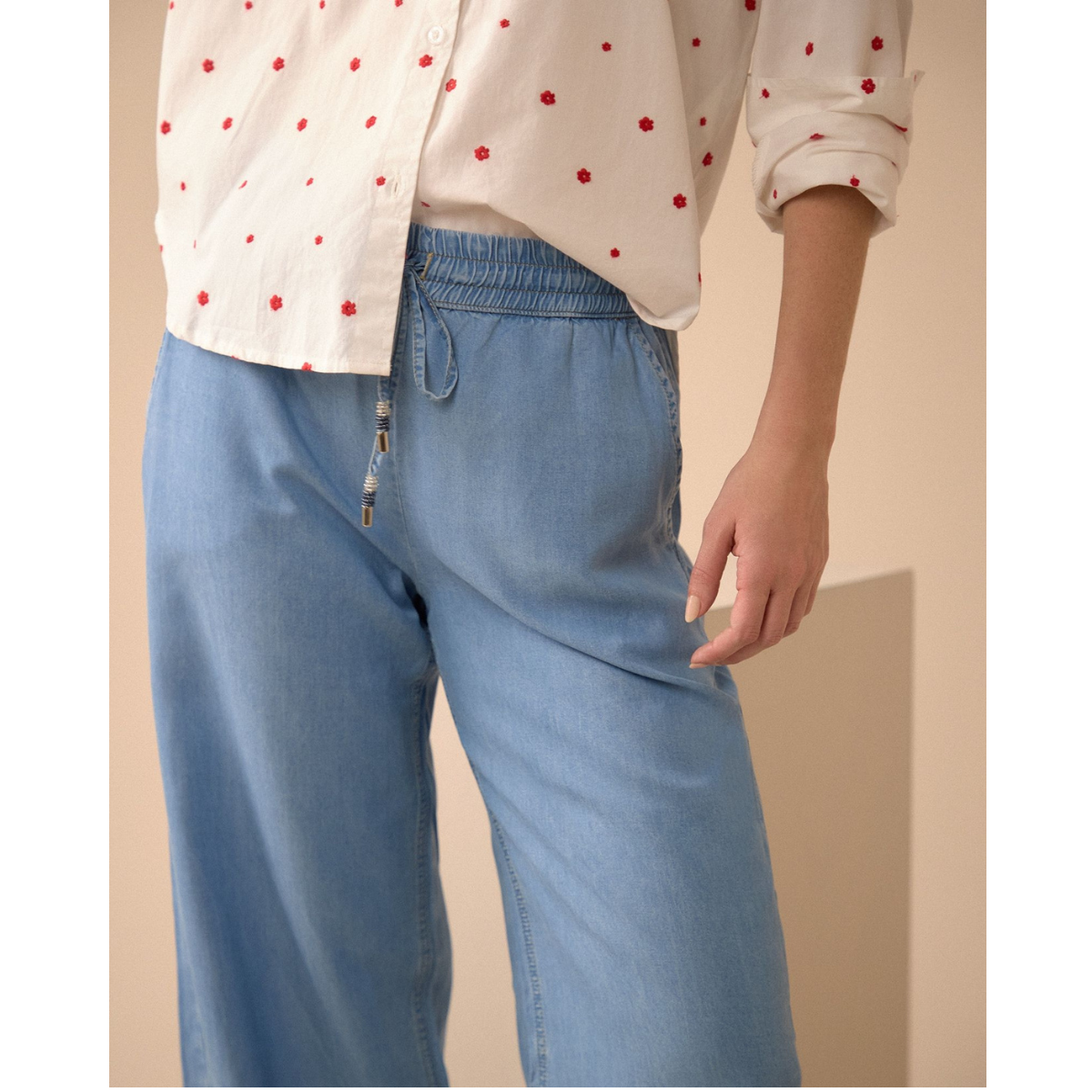 ESPRIT | Jeans Wide Leg de Bota Amplia para Mujer
