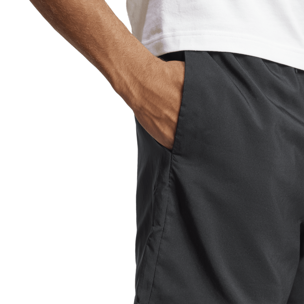 Adidas | Shorts Chelsea Essentials Logo Pequeño