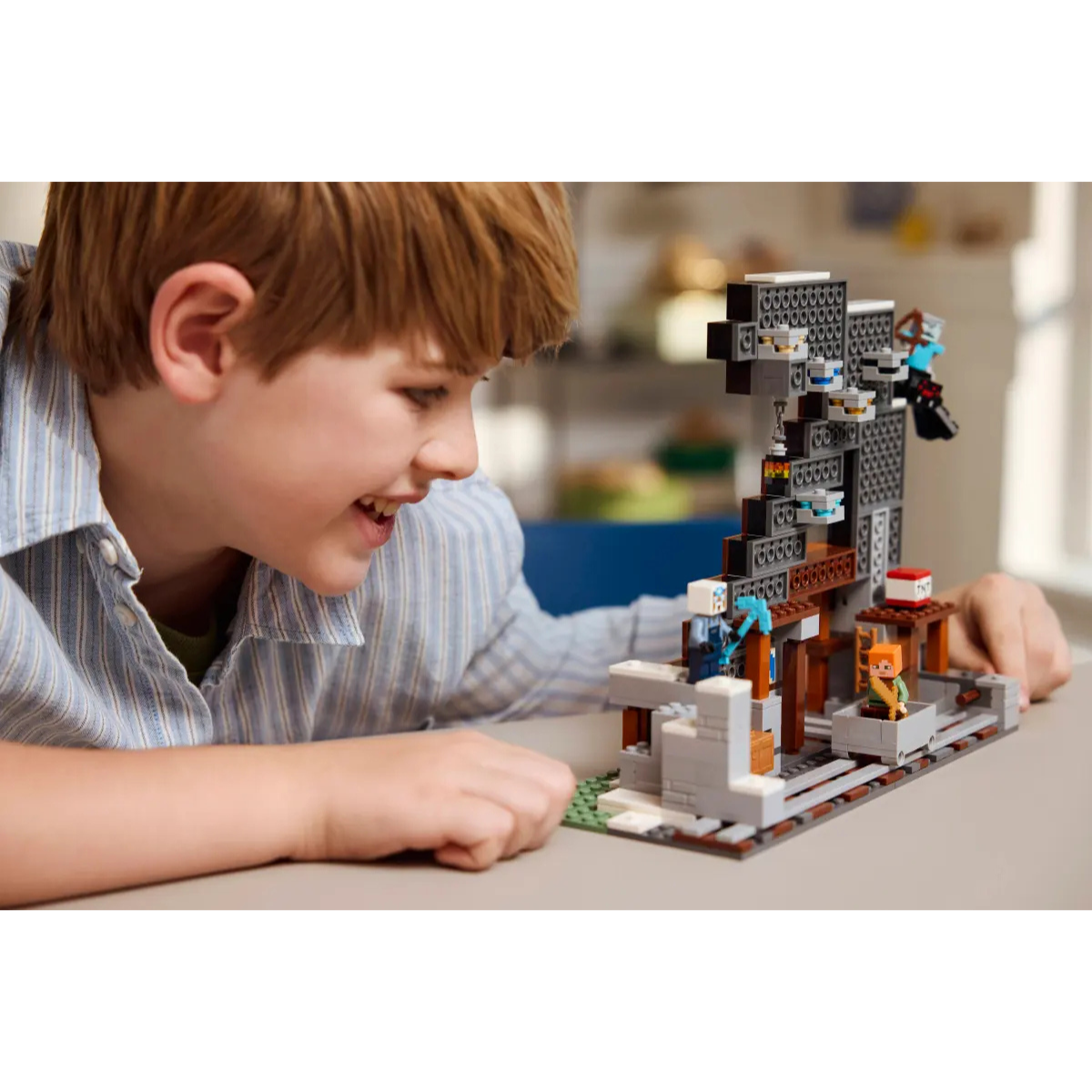 Lego | Minecraft® La Mina del Pico