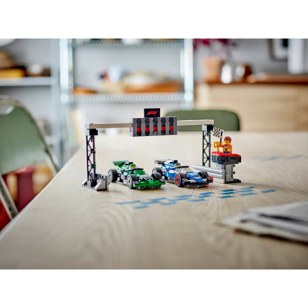 Lego | F1® Grid with VCARB & Sauber Race Cars