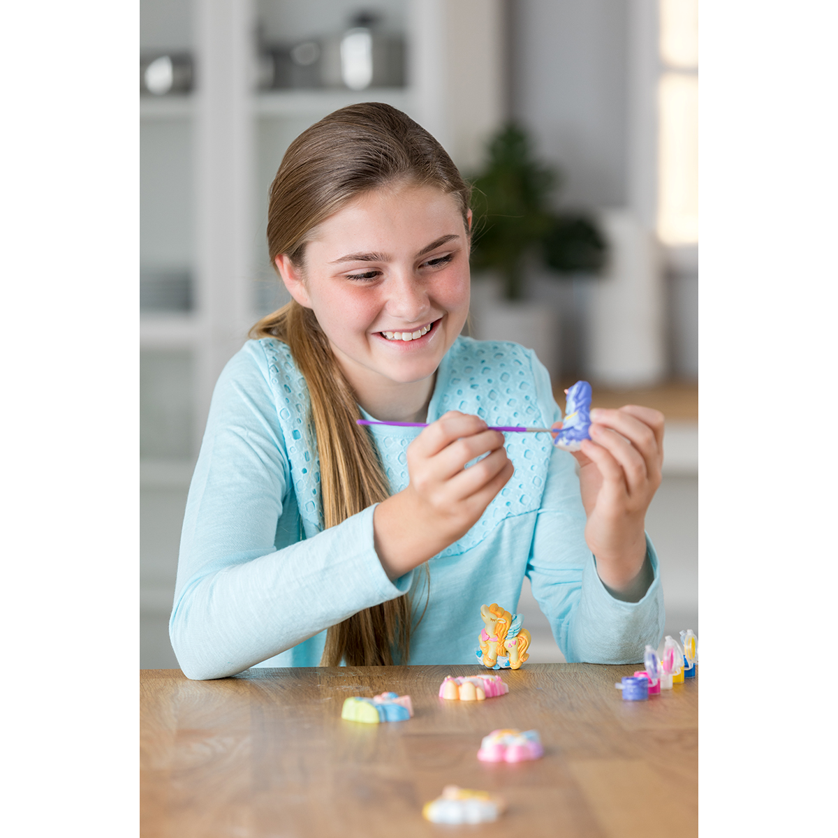 Mould & Paint Glitter Unicorns