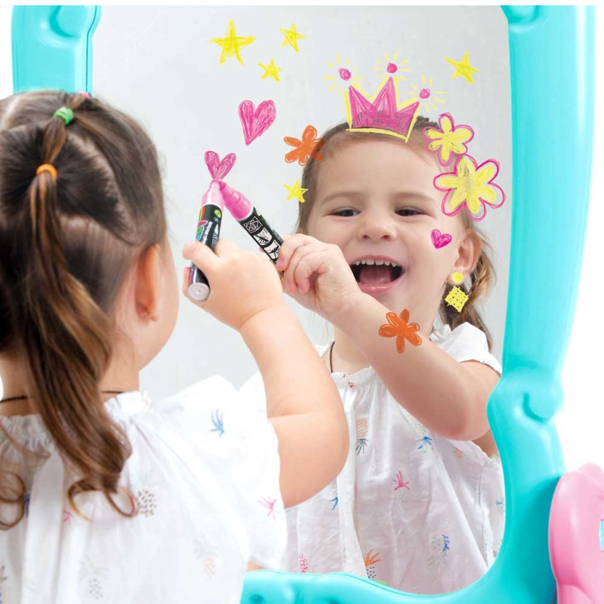 Grow'n Up | FabStudio 3 in 1 Vanity Easel