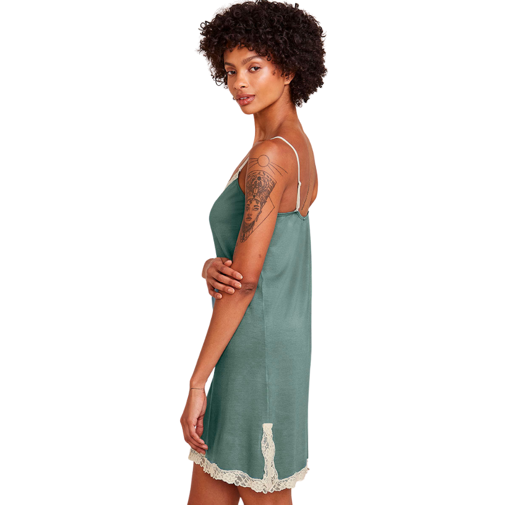Hope | Camisón de Tirantes Finos en Viscosa y Encaje Moon