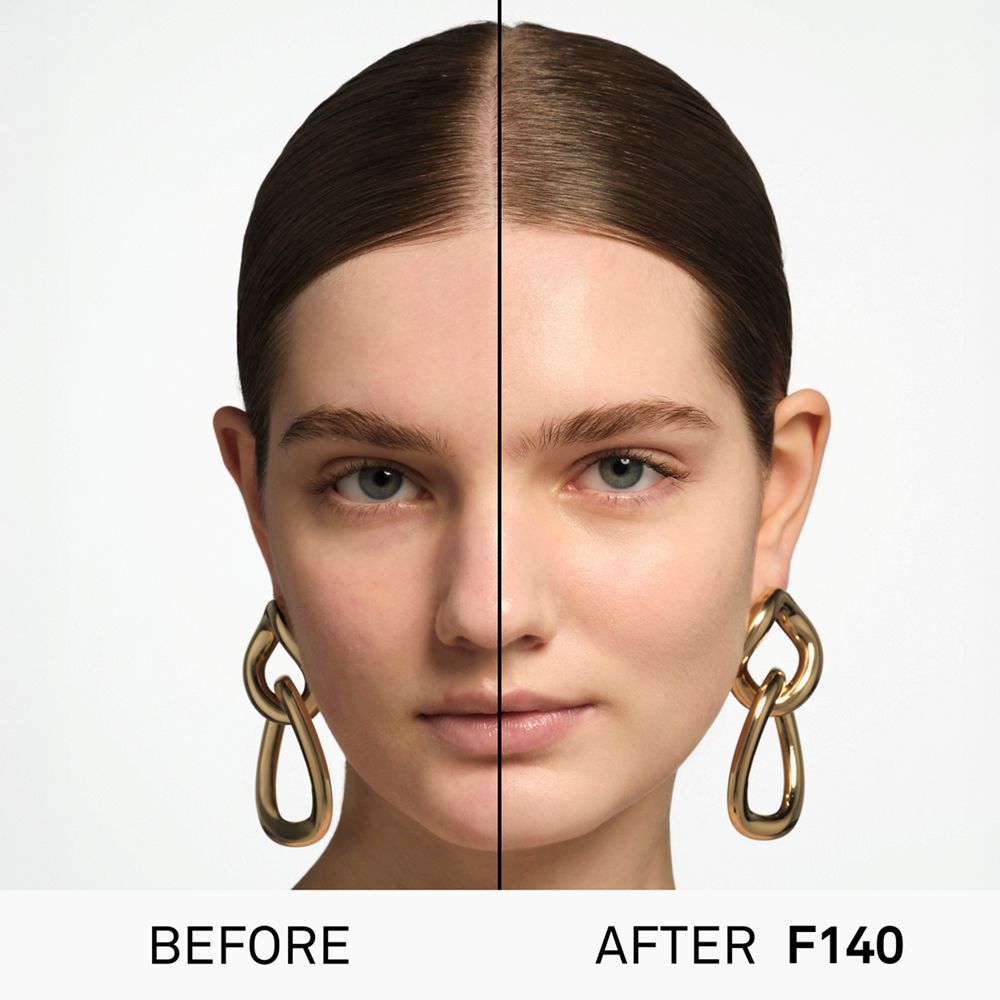 Carolina Herrera | Nude Couture Triple Moisture Serum Foundation