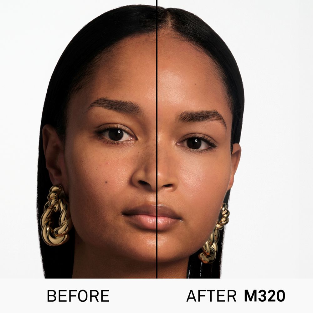 Carolina Herrera | Nude Couture Triple Moisture Serum Foundation