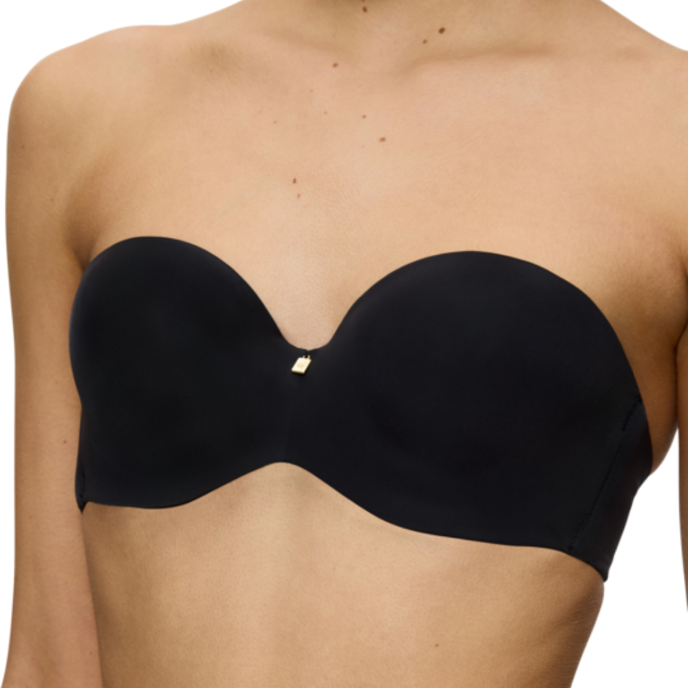 Triumph | Brasier Body Make-Up Essentials