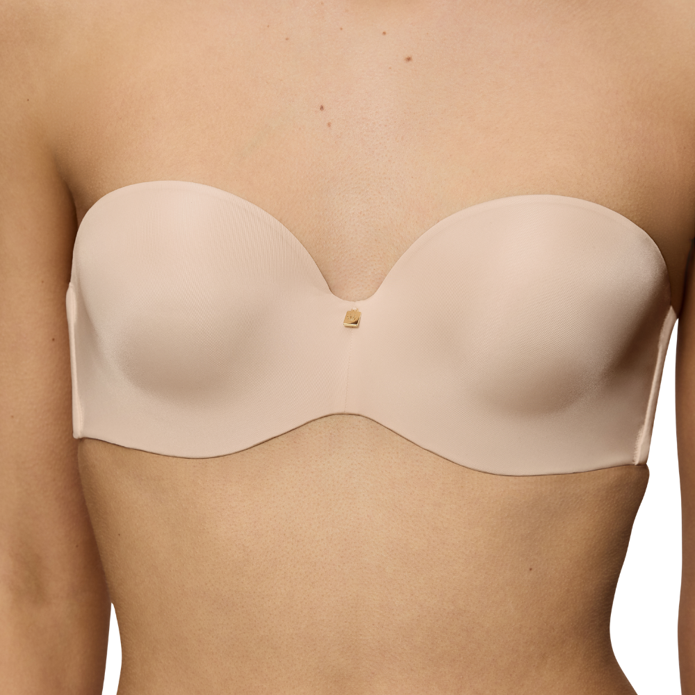 Triumph | Brasier Body Make-Up Essentials