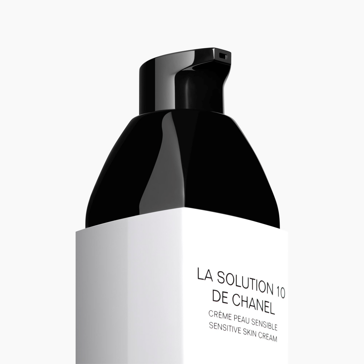 LA SOLUTION 10 DE CHANEL