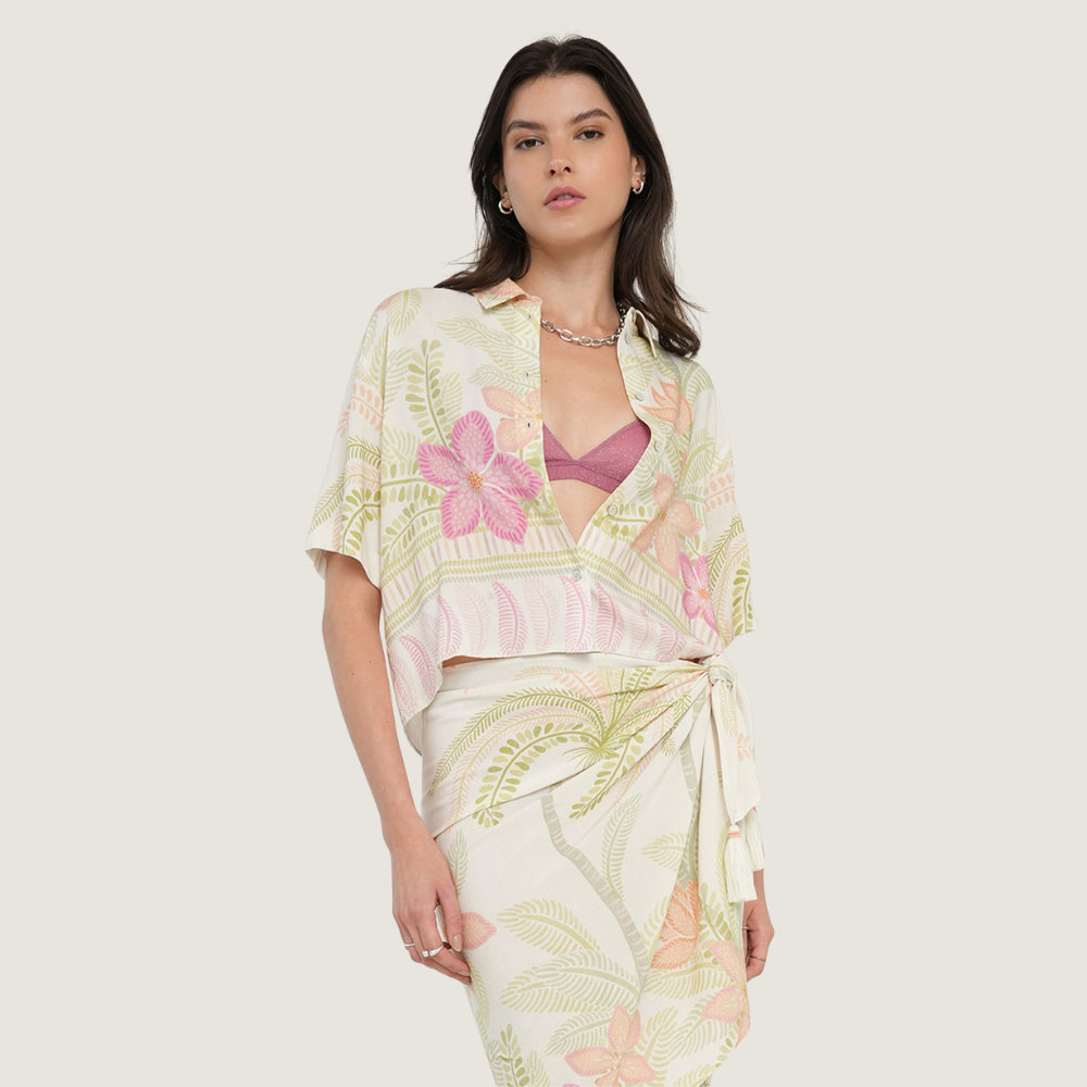 Naf Naf  |  Camisa con flores manga corta