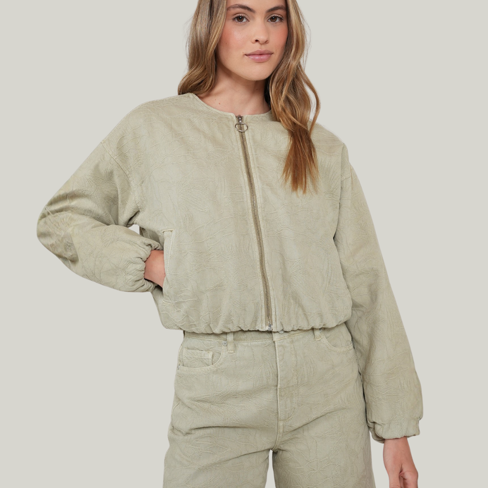 Naf Naf  |  Chaqueta Bordada Con Cierre