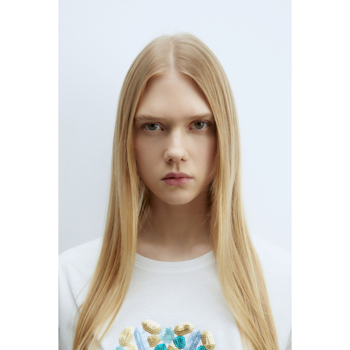 Sfera | Camiseta Básica Lentejuelas