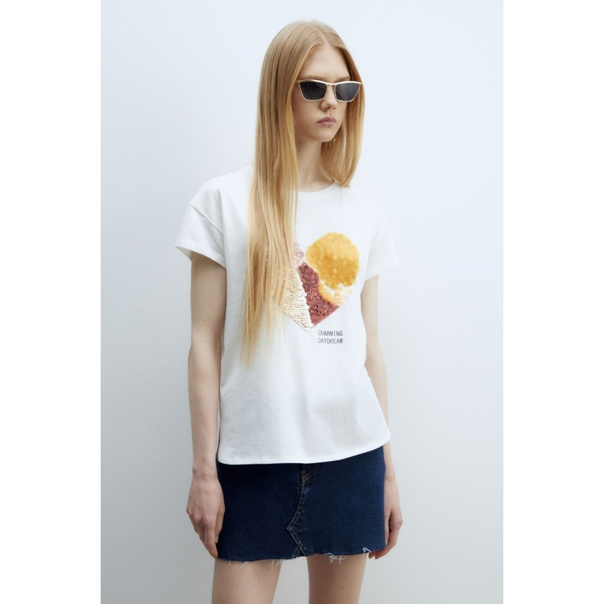 Sfera | Camiseta Básica Lentejuelas