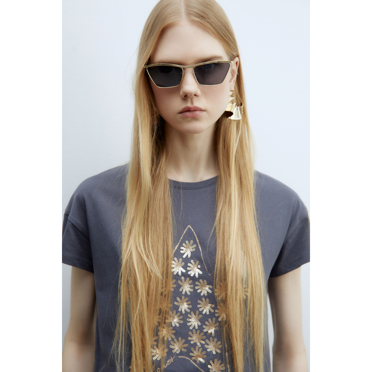 Sfera | Camiseta Básica Lentejuelas