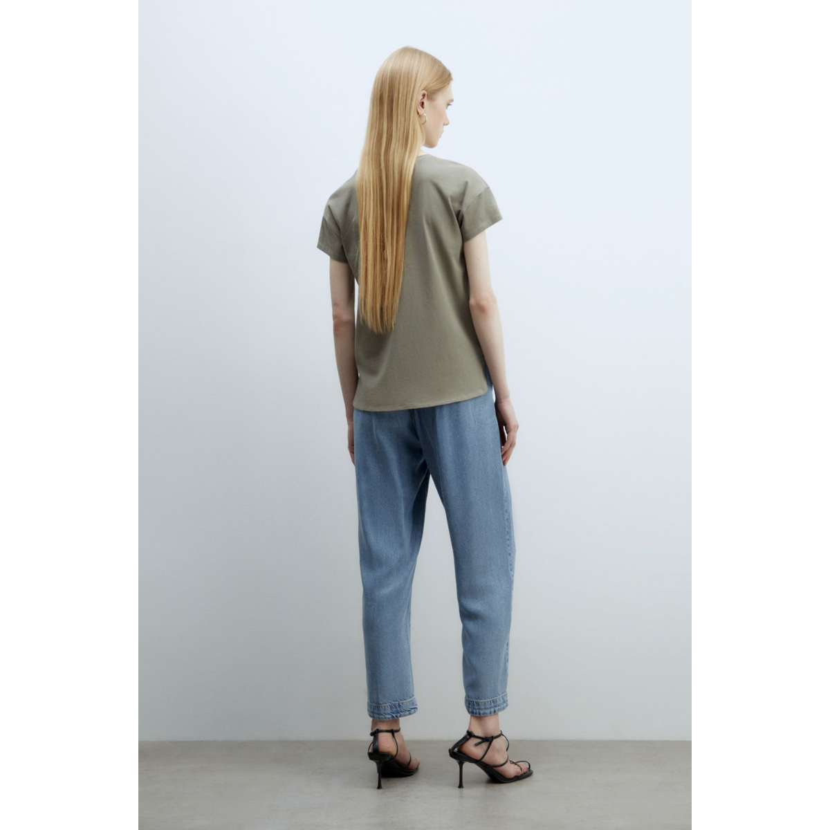 Sfera | Camiseta Básica Lentejuelas