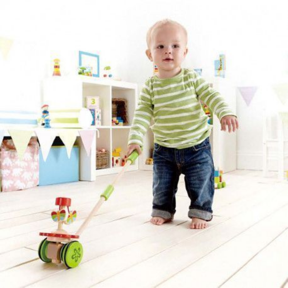 Hape | Juguete de Arrastre Mariposas Bailarinas