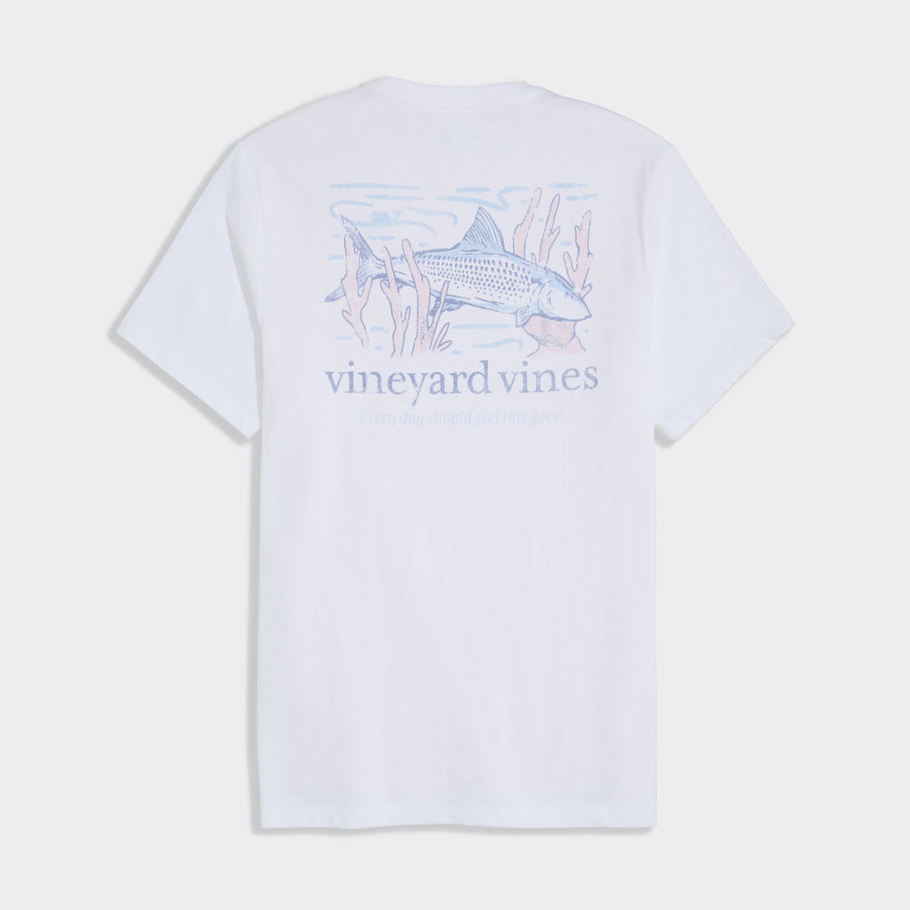 Vineyard Vines | Camiseta de manga corta con bolsillo Edsftg Bonefish Coral