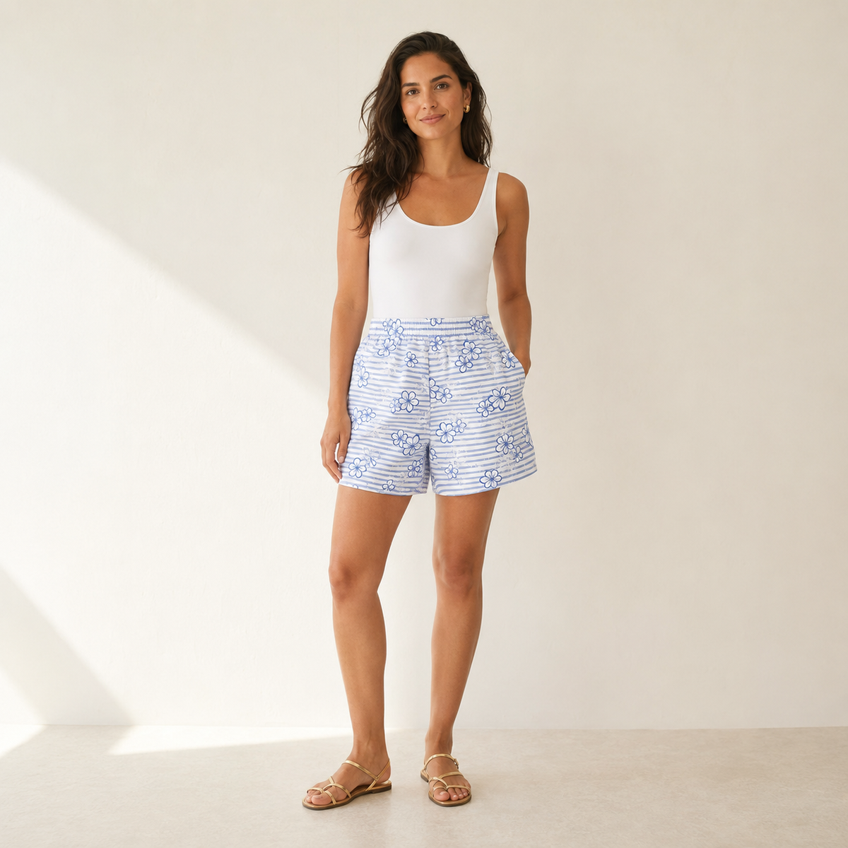 Olea | Short con Rayas Marineras y Bordado Broderie para Dama