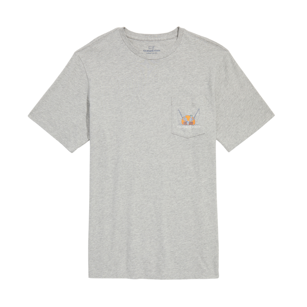 Vineyard Vines | Camiseta de manga corta con bolsillo Fishing Skeletons