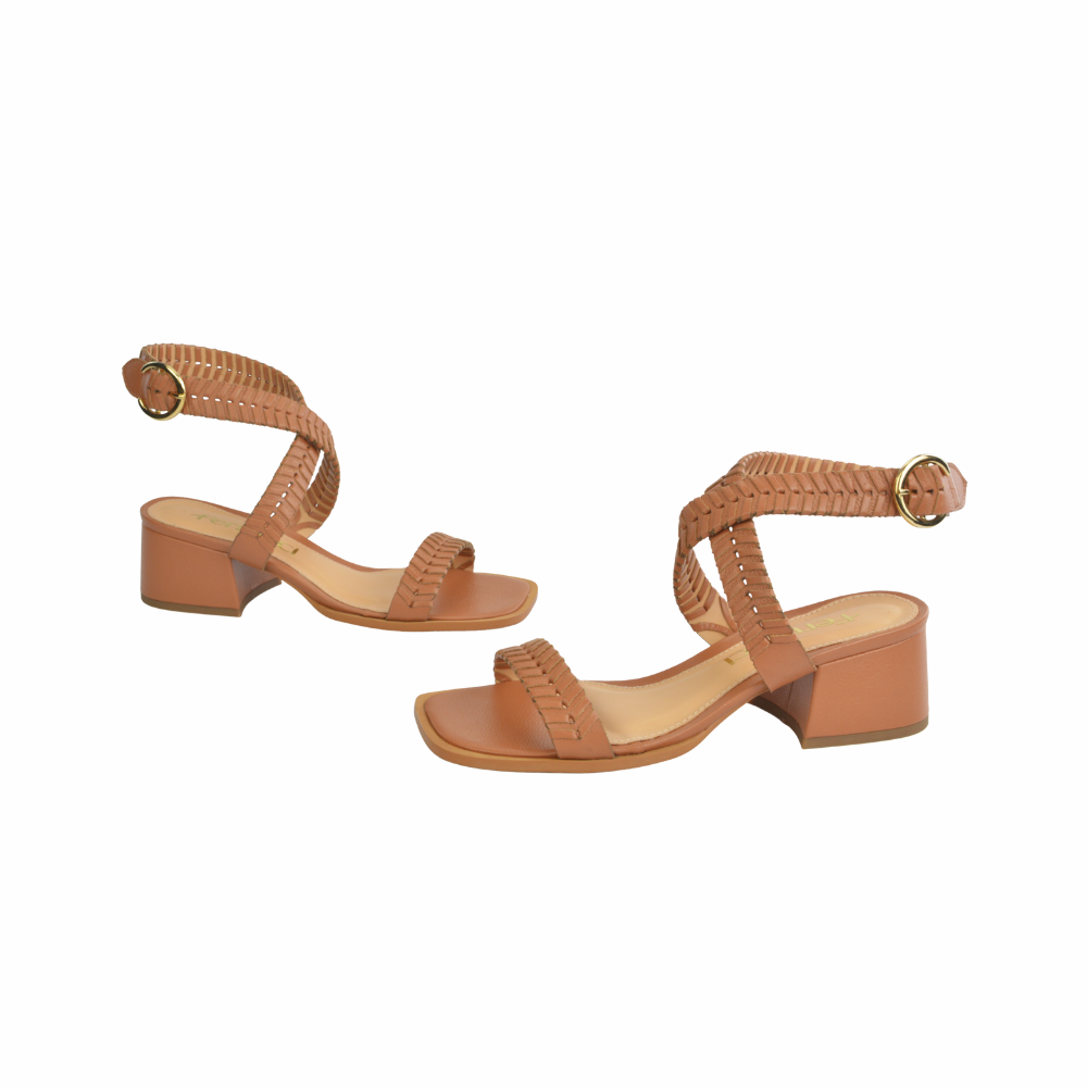 Sandalia Taco Bloque Detalle Handamade Camel Ferrucci - vista 3