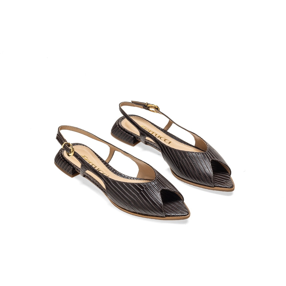 Ferrucci | Flat Punta Hoja Cuero Texturizado