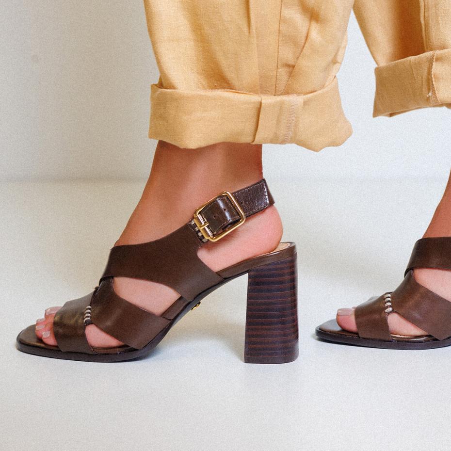 Ferrucci | Sandalia Entrelineas Tacón Bloque Cuero Tangerine