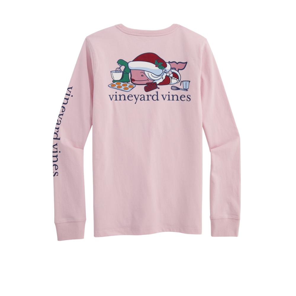 Vineyard Vines | Camiseta de bolsillo de manga larga Mrs. Claus Whale Bakeshop para mujer
