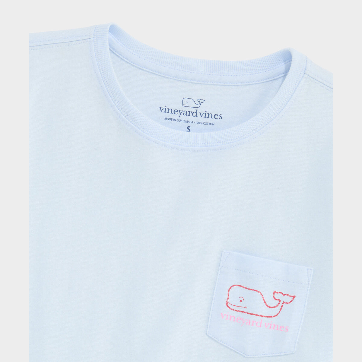 Vineyard Vines | Camiseta para mujer de manga corta con bolsillo