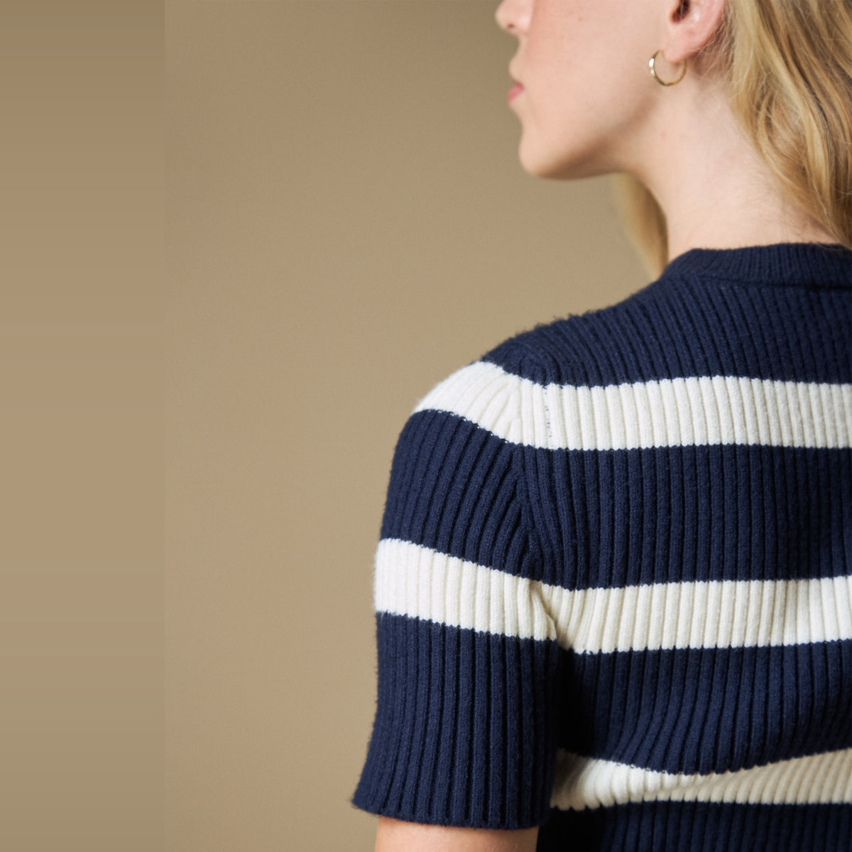 Esprit | Camiseta Tejida Cuello Redondo