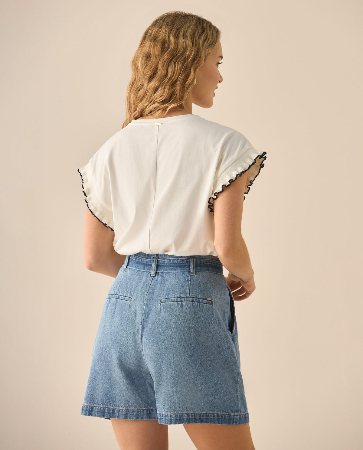 Esprit | Camiseta de Manga Sisa Rodada Combina  Rib en Contraste Ruches