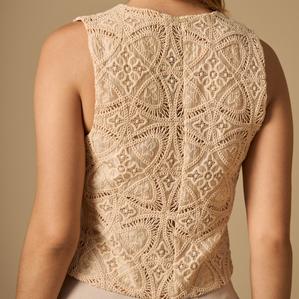 Esprit | Chaleco Corto de Guipur y Encaje de Macramé para Dama