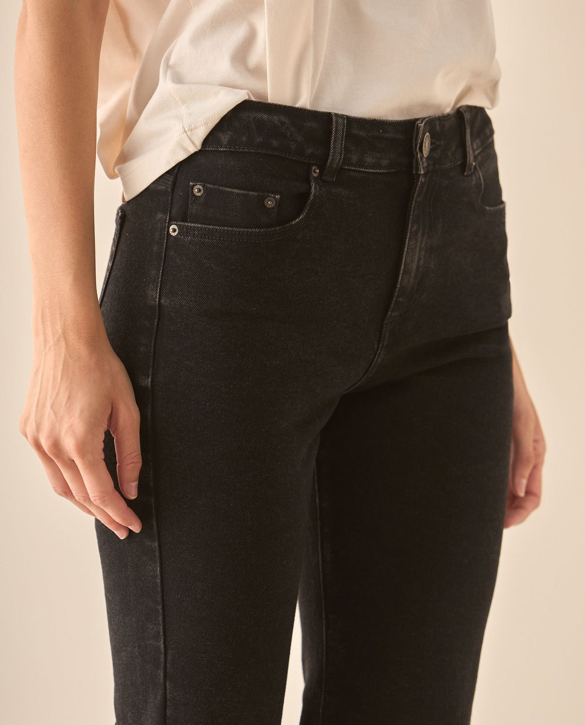 Esprit |Jean Boot Cut tono oscuro para mujer