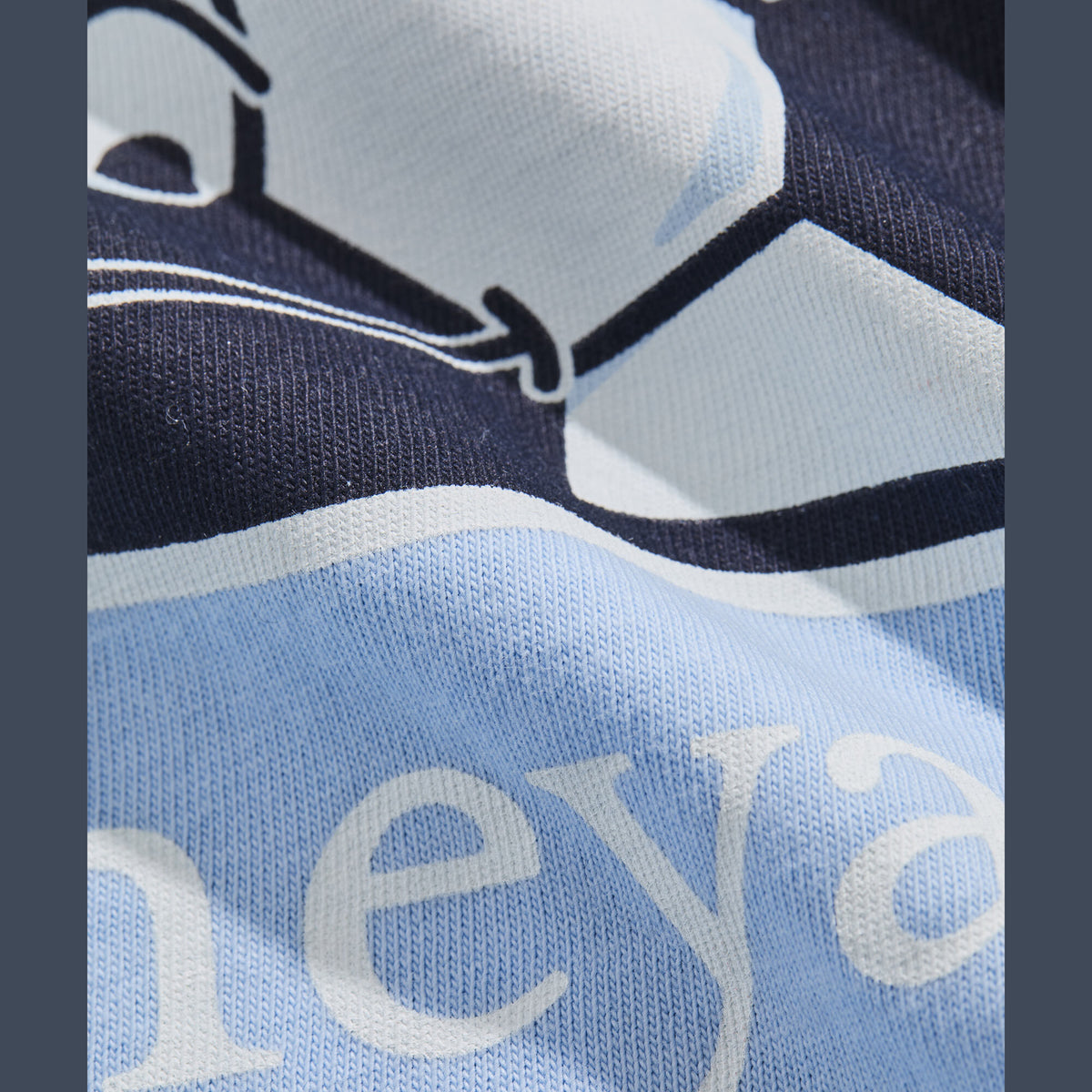 Vineyard Vines | Prenda para niña Soccer Ball Wha