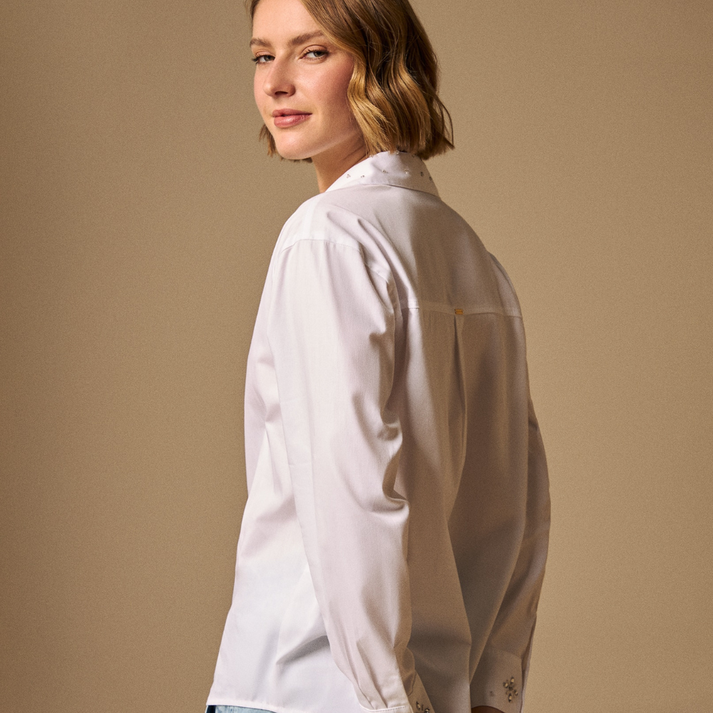 Esprit | Camisa con Bordados Florales Metálicos