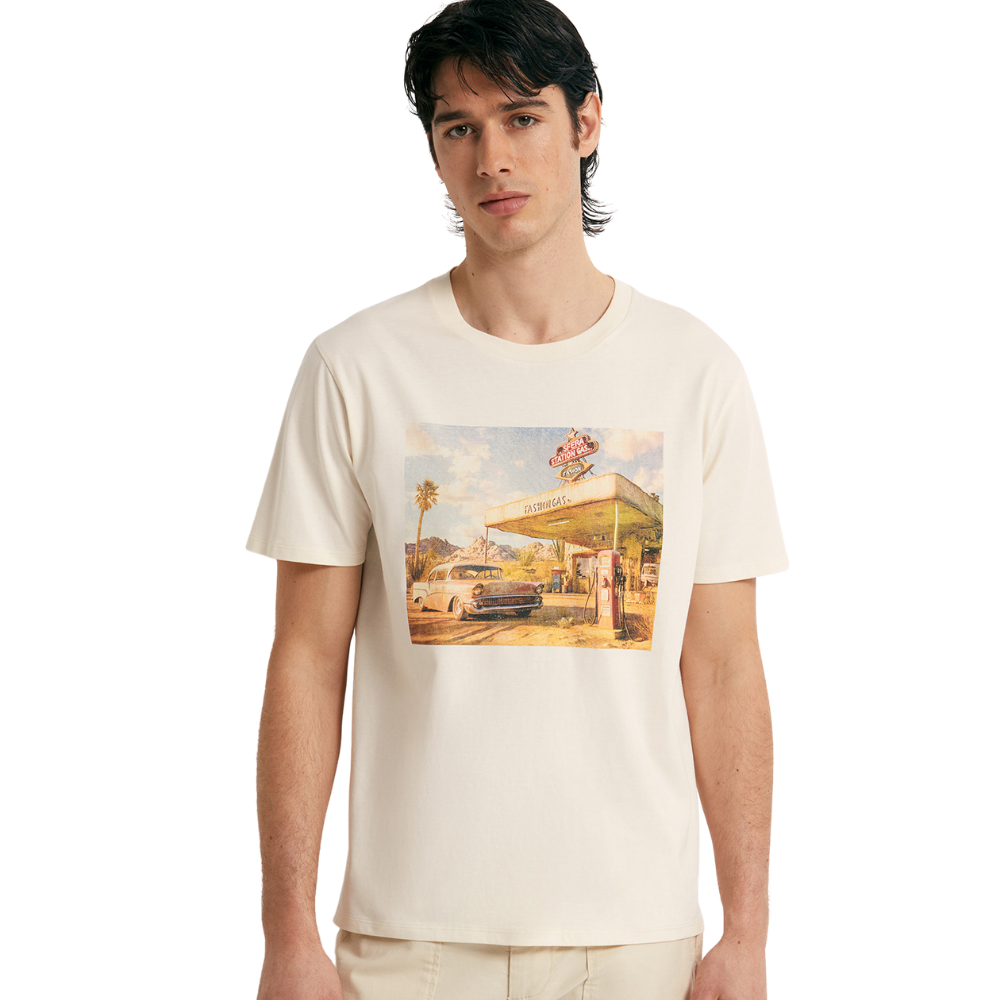 Sfera | Camiseta con Gráfico de Gas Station para Caballero