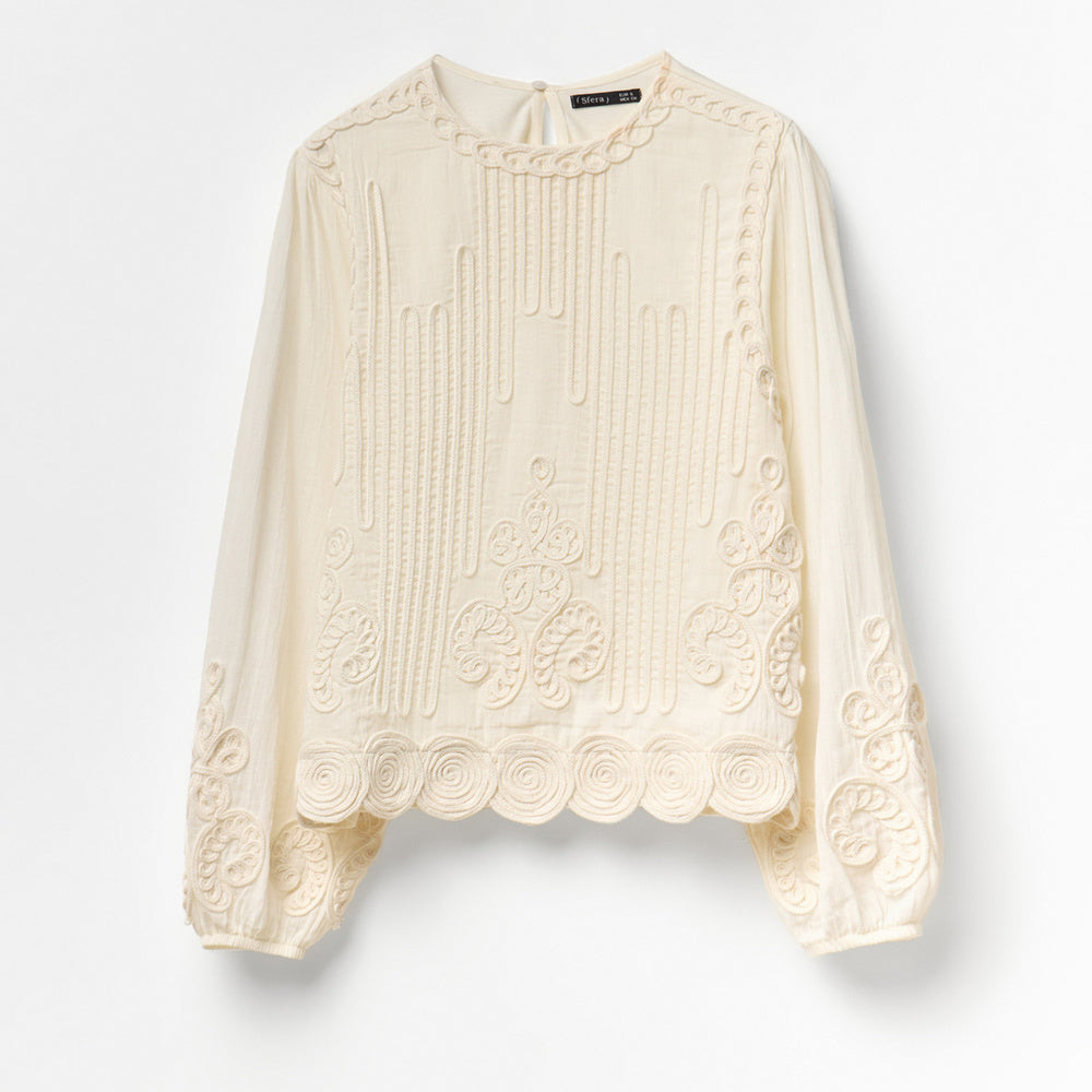 Sfera | Camiseta Romántica para Dama