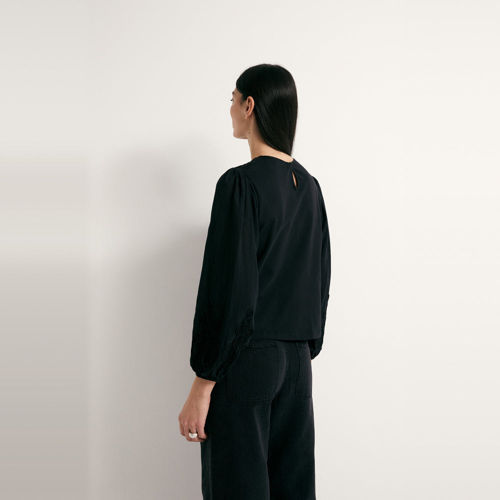 Sfera | Camiseta Romántica para Dama