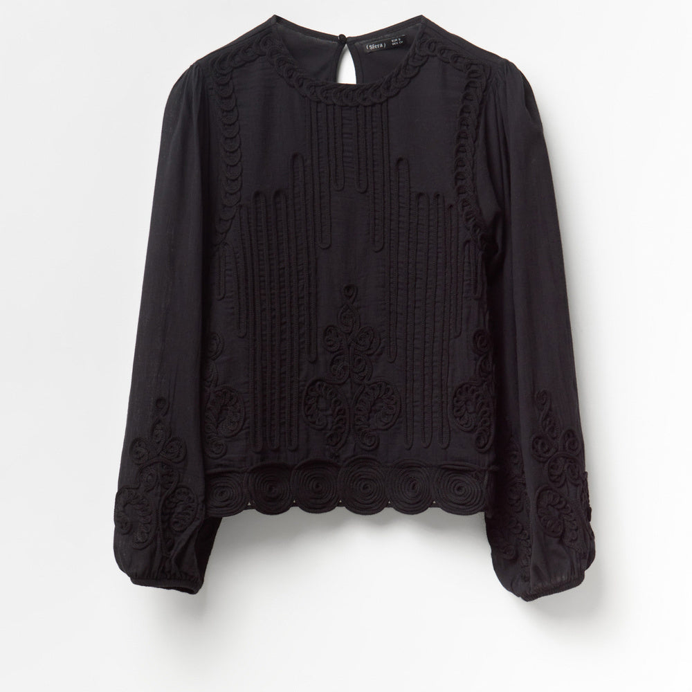 Sfera | Camiseta Romántica para Dama