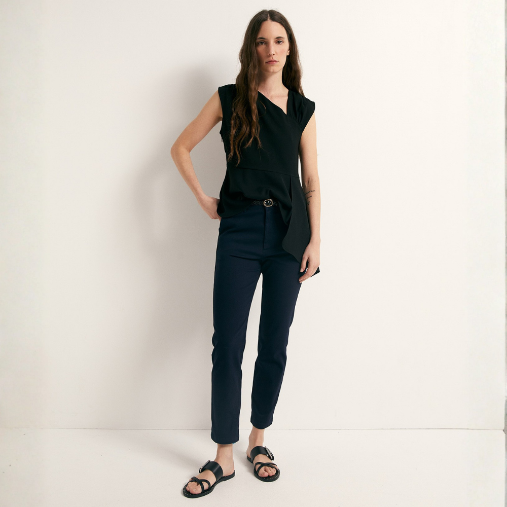 Sfera | Pantalón Tipo Chino con Cinturón para Dama