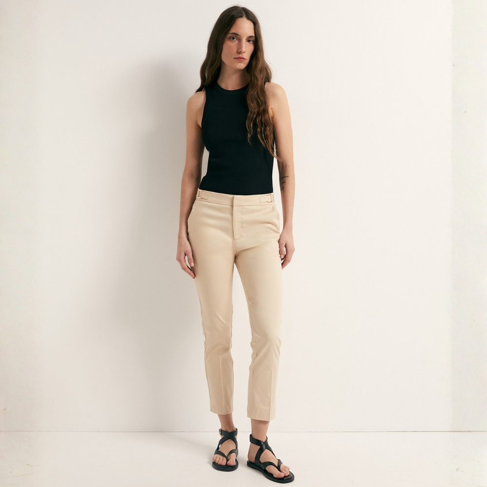 Sfera | Pantalón Capri con Hebilla para Dama