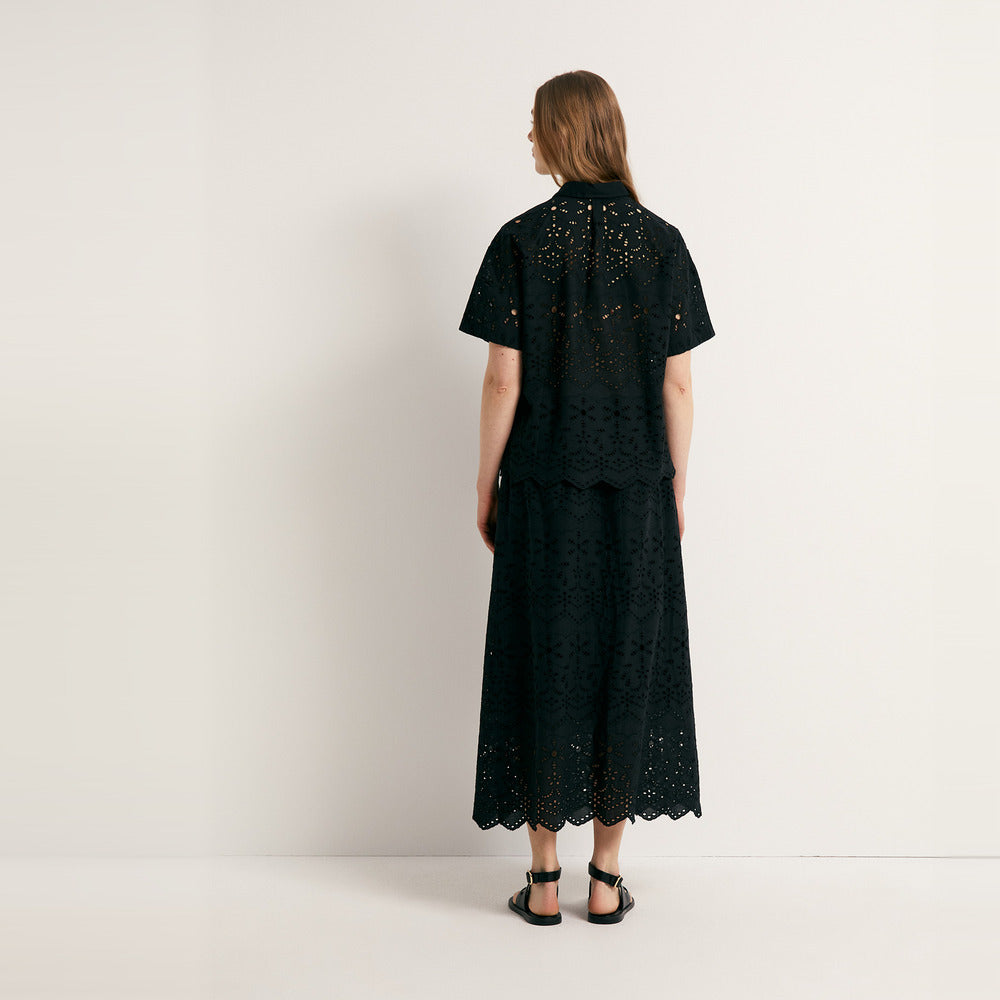 Sfera | Blusa Bordada Troquelada para Dama