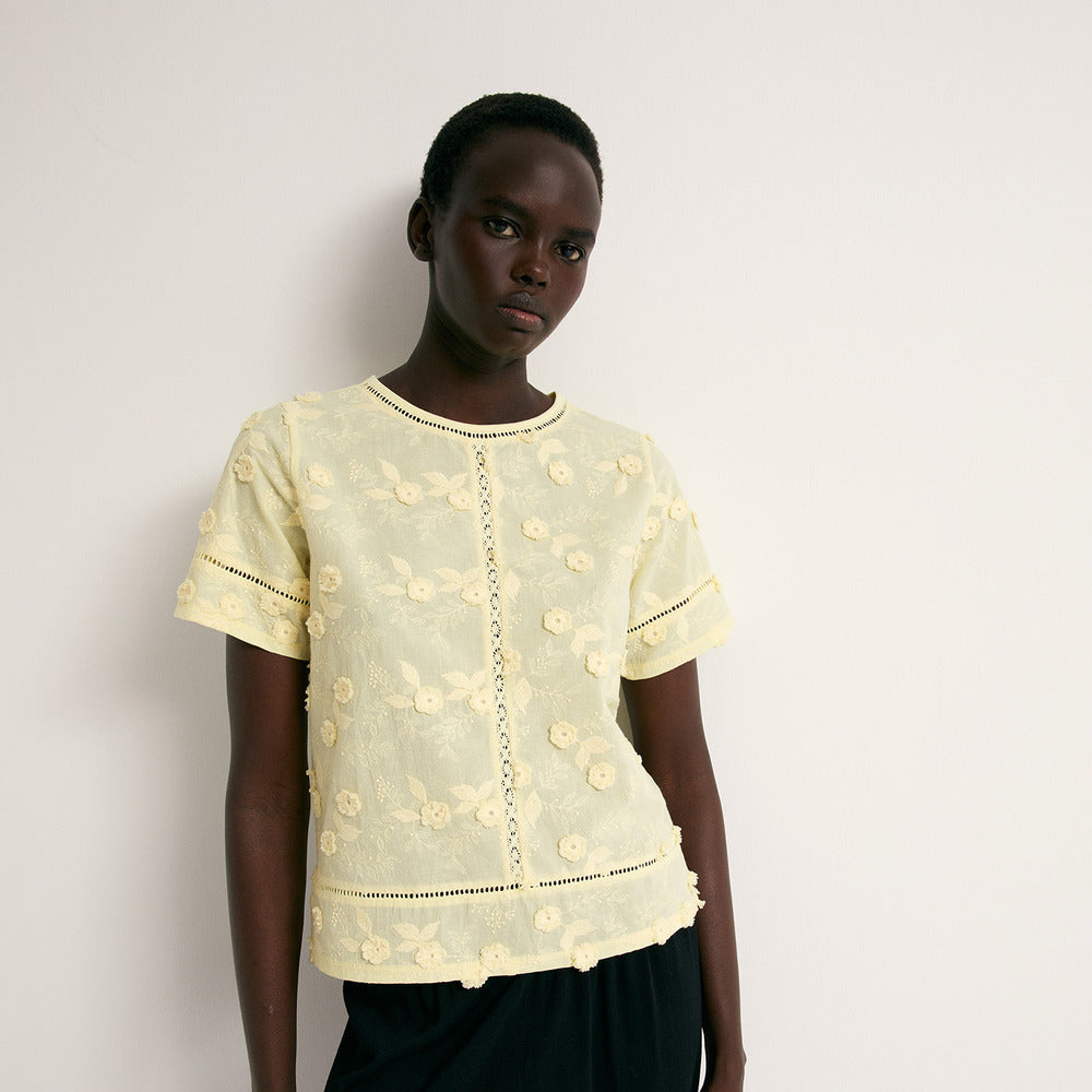 Sfera | Camiseta Flores Bordadas para Dama
