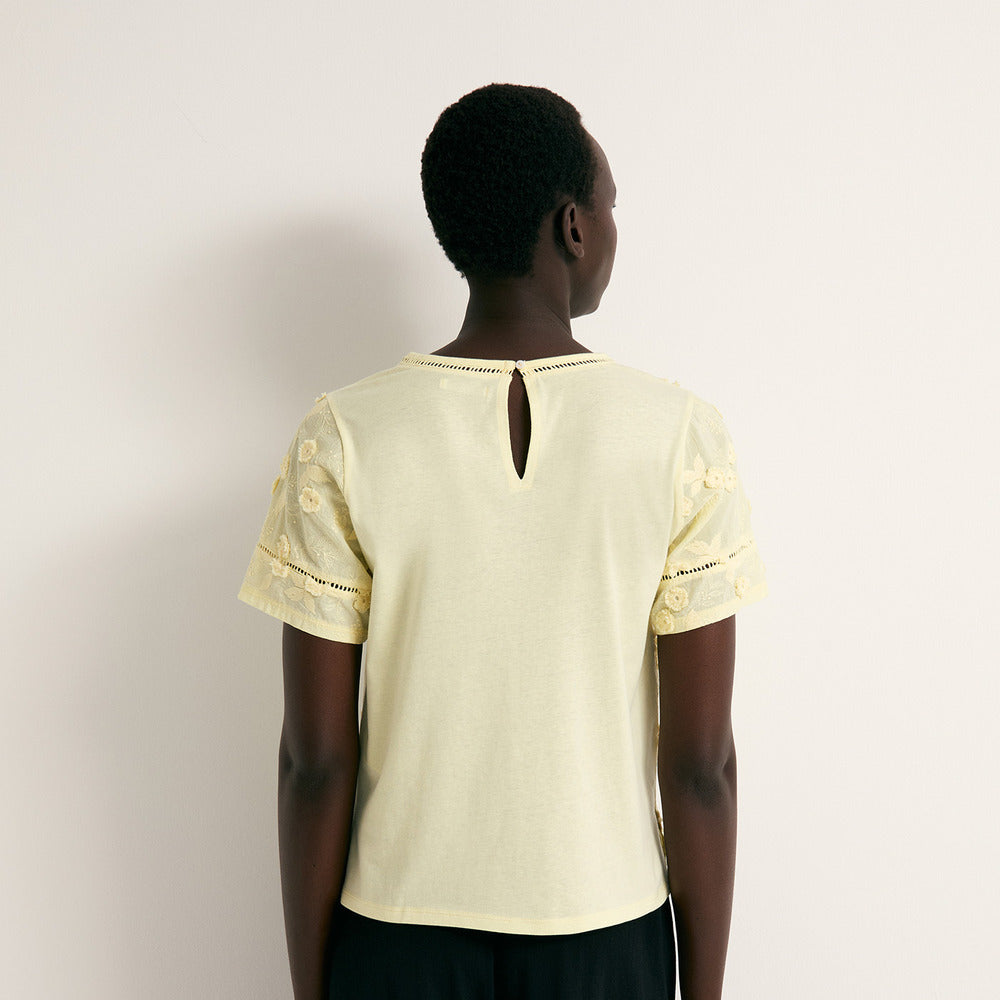 Sfera | Camiseta Flores Bordadas para Dama