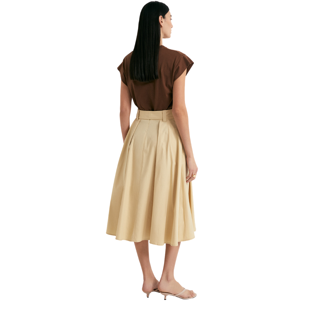 Sfera | Camiseta Silueta con Bordado para Dama