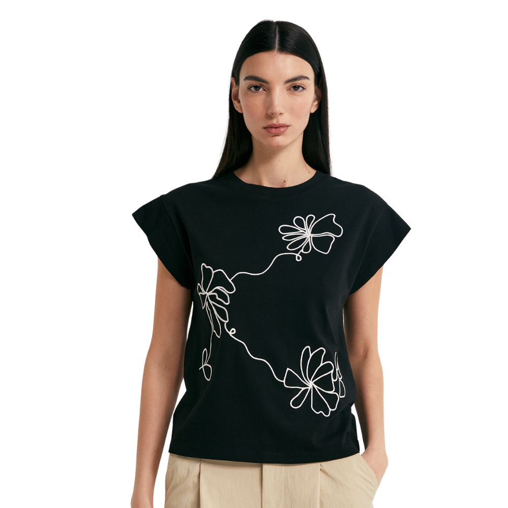 Sfera | Camiseta Silueta con Bordado para Dama
