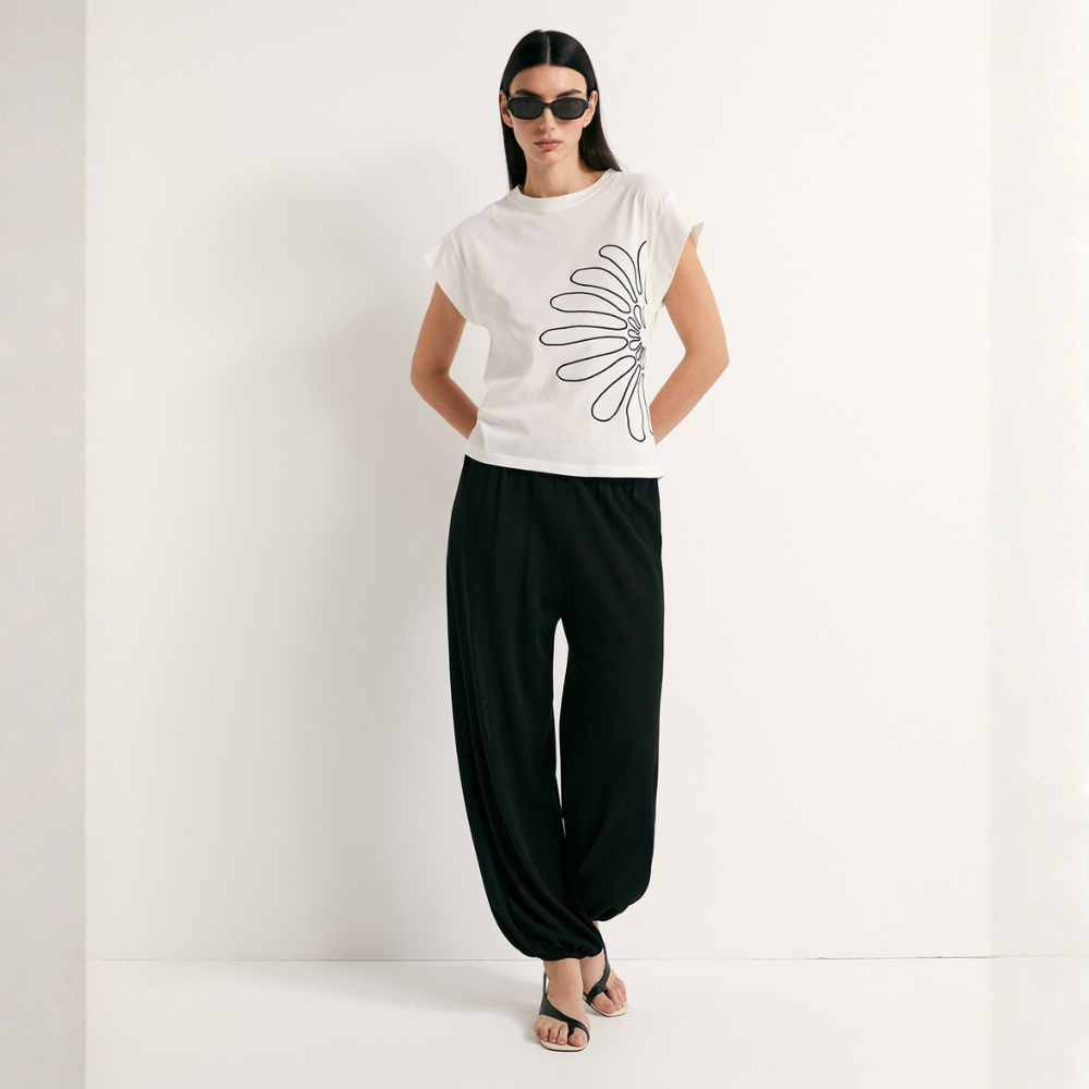 Sfera | Camiseta Silueta con Bordado para Dama