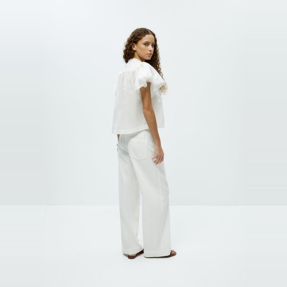 Sfera | Blusa Romántica de Encaje para Dama
